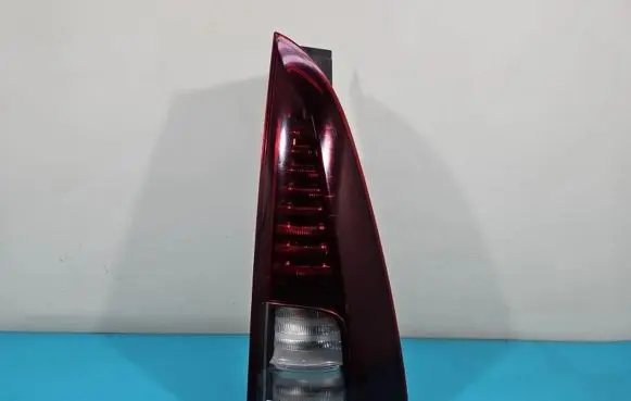 Renault Espace IV Rear/tail lights 8200394724 IMPRK1378599