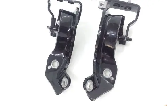 Audi A6 S6 C6 4F Tailgate/trunk/boot hinge 4F9827299D 4F9827300D