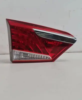 Hyundai i40 Tailgate rear/tail lights 924033Z000