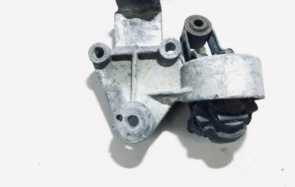 Peugeot 406 Engine mount bracket 722300