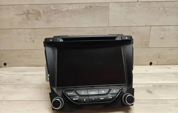 Hyundai i40 Radio/CD/DVD/GPS head unit 965603Z000