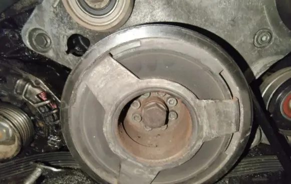 Audi A6 S6 C5 4B Crankshaft pulley