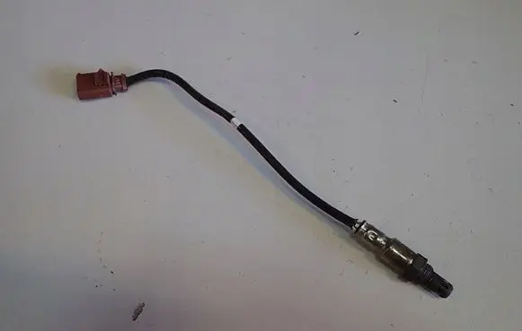 Volkswagen PASSAT B8 Lambda probe sensor 04E906262AT