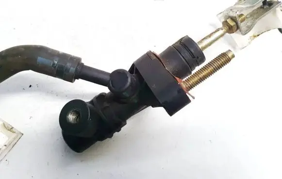 Toyota Corolla Verso AR10 Clutch master cylinder