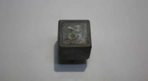 Audi A4 S4 B5 8D Other relay 191906383B