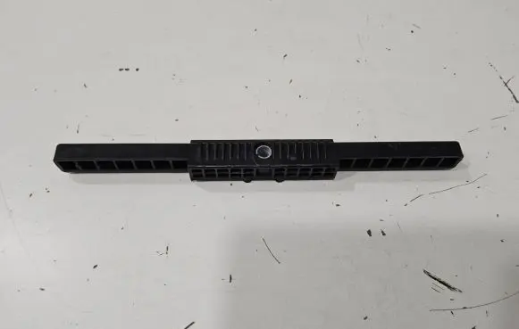 Battery bracket