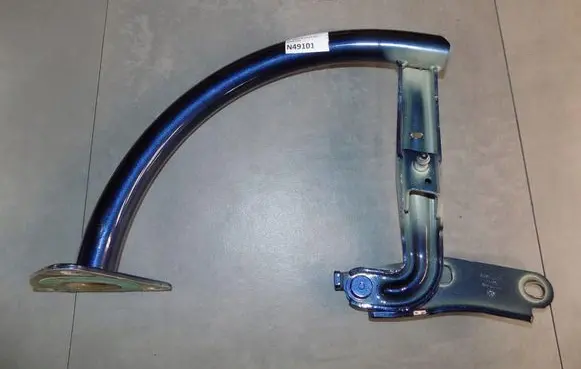 Volkswagen PASSAT B7 Tailgate/trunk/boot hinge 3C5827302B