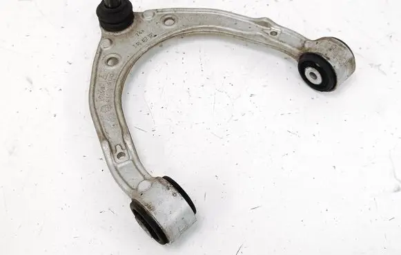 Volkswagen Touareg II Front upper control arm/wishbone 7P0407021