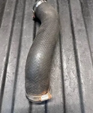 Infiniti FX Engine coolant pipe/hose 215011CA0A