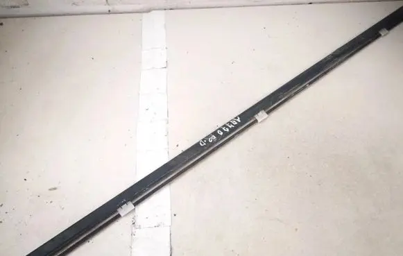 Nissan Primera Front door glass trim molding 