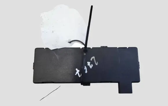 Opel Astra J Aerial antenna amplifier M3N284019 7812A284019