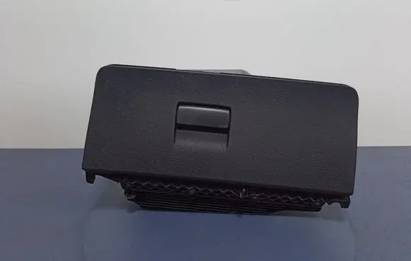 BMW 5 F10 F11 Glove box 9142635