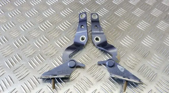 Honda CR-V Tailgate/trunk/boot hinge
