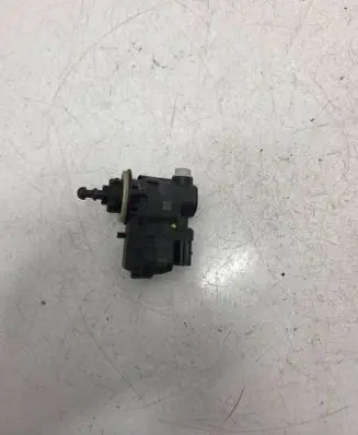 Nissan Juke I F15 Headlight level adjustment motor 89095040