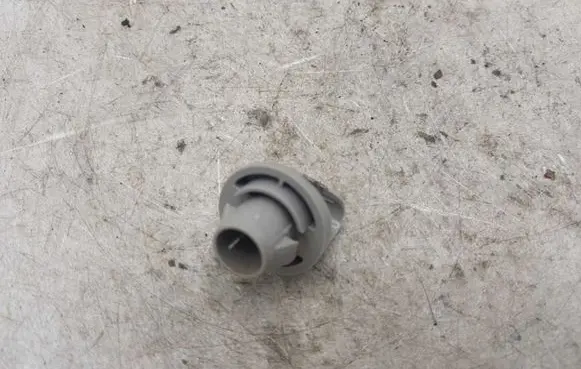 Nissan X-Trail T31 Sun visor clip/hook/bracket NOCODE