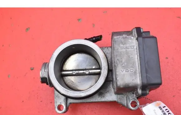 Renault Laguna II Throttle body valve 8200063652
