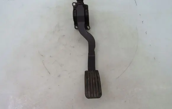 Peugeot 206 Accelerator throttle pedal 0280752237