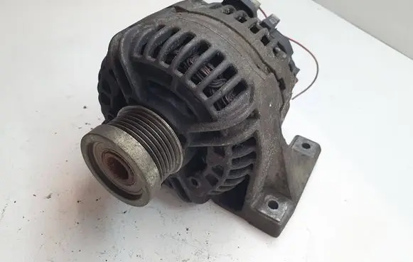 Volvo S60 Generator/alternator 8676498 0124525029