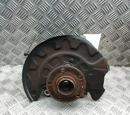 Volkswagen PASSAT B8 Front wheel hub 5Q0407257C 3Q0400053Q