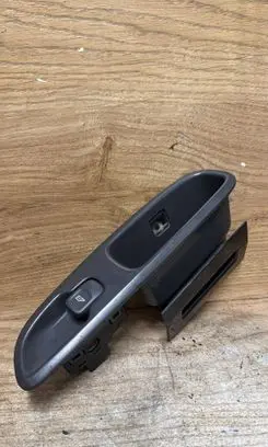 Volvo S60 Electric window control switch 09468639