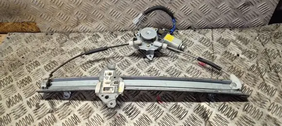 Nissan X-Trail T30 Front door window regulator with motor 807318H301