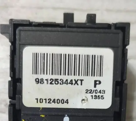 Peugeot 508 II Seat control switch 98125344XT 10124004