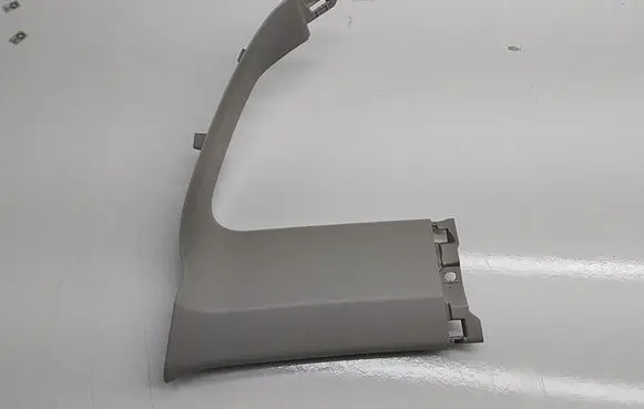 Subaru Forester SK (D)pillar trim (top) B0001A7C