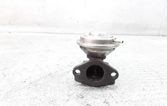 Volvo S70 V70 V70 XC EGR valve 074131503