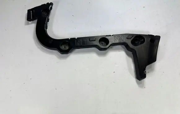 Ford Focus Front bumper mounting bracket 865142Y000