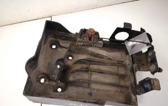 Dodge Caliber Battery box tray 05115730ab
