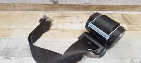 Mazda 2 Rear seatbelt 542521361 04167107 047107