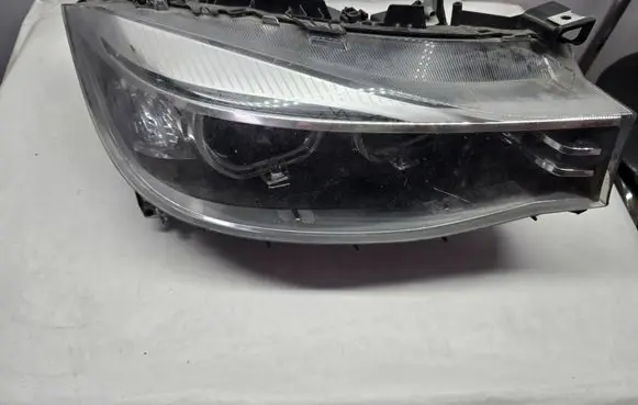 BMW 3 GT F34 Headlight/headlamp 7285684 63117285684