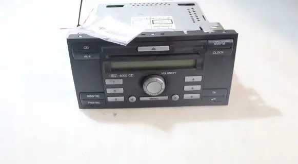 Ford C-MAX I Radio/GPS head unit trim FDB200