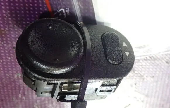 Opel Zafira A Wing mirror switch 