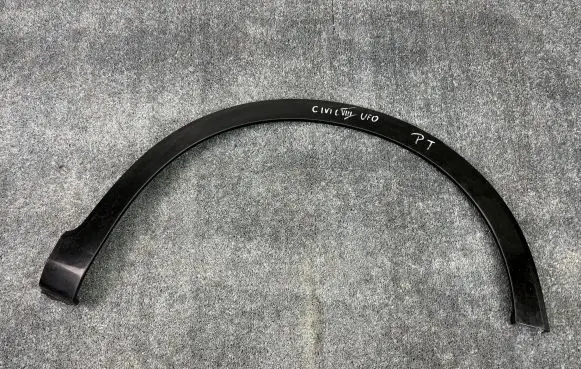 Honda Civic Rear fender molding trim 74410SMGE010M1 L166