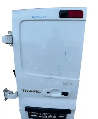 Renault Trafic III (X82) Rear door