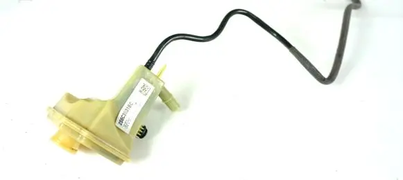 Ford Fiesta Power steering fluid tank/reservoir 2S6C3531BC ZBIORNICZEK