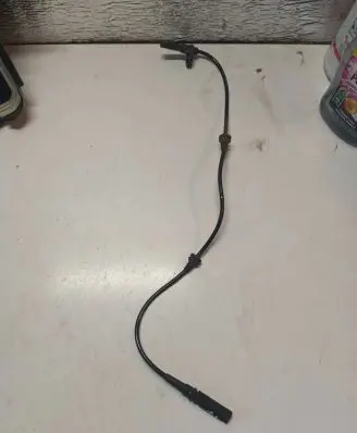 BMW X6 E71 ABS brake wheel speed sensor 6771776