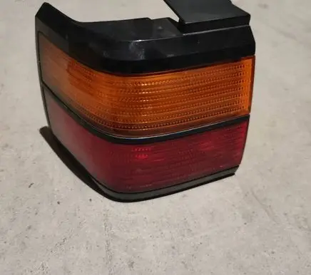 Volkswagen PASSAT B3 Rear/tail lights 357945111 9EL133577011