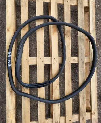 Mercedes-Benz GL X166 Rear door rubber seal (on body) A1666970251