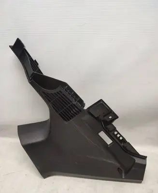 BMW X3 F25 (D)pillar trim (top) 7228139