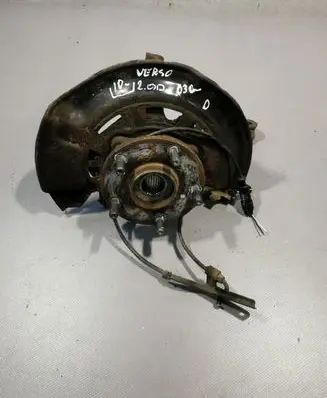 Toyota Verso Front wheel hub