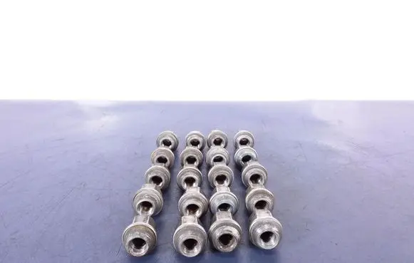 Cadillac CTS Nuts/bolts 