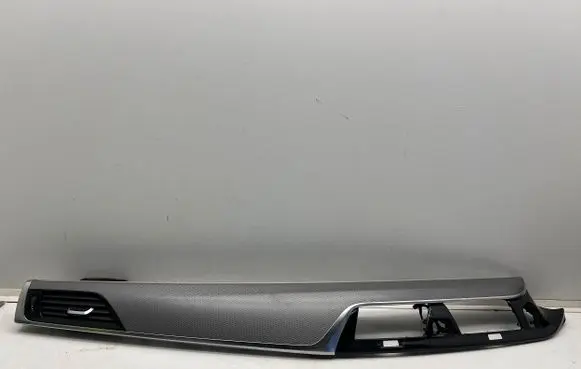 BMW 5 G30 G31 Panel trim 8070622