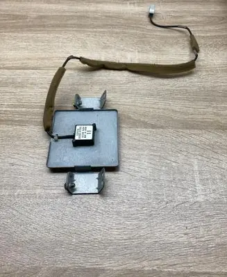 Toyota Prius (XW20) Aerial GPS antenna 8686047060