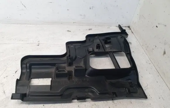 Toyota Prius (XW30) Dashboard lower bottom trim panel 5560647020