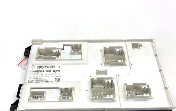 Mercedes-Benz A W176 Central body control module A1769001101
