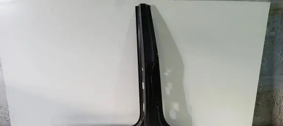 Sill/side skirt trim