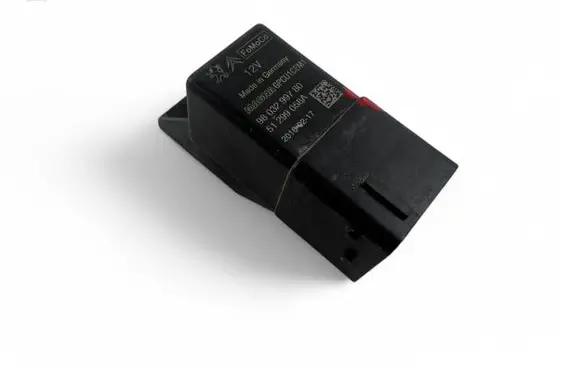 Peugeot 208 Other relay 9803299780