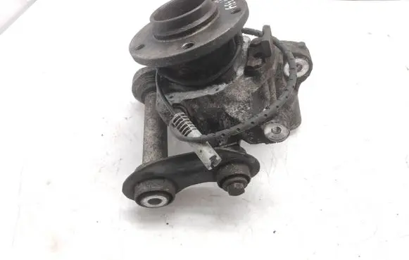 BMW 7 E65 E66 Rear wheel hub spindle/knuckle 